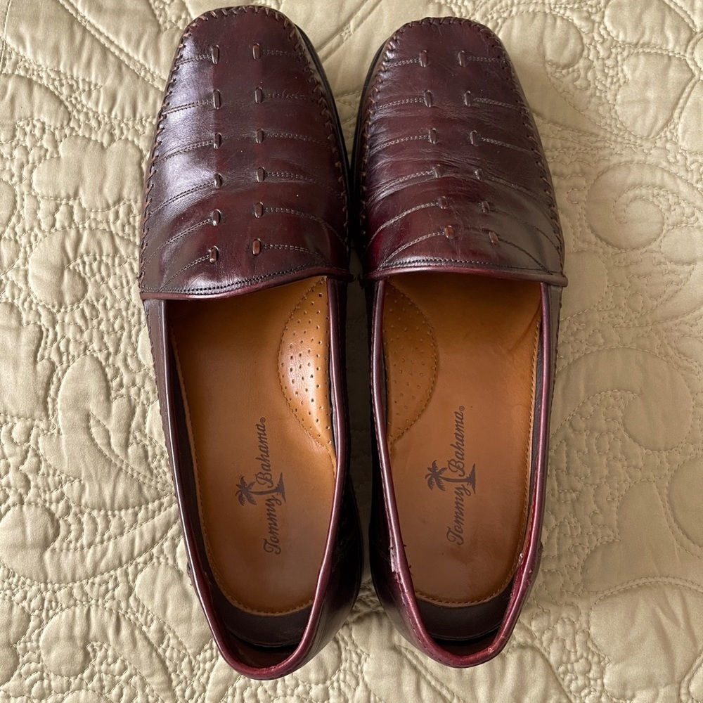Men’s Tommy Bahama loafers